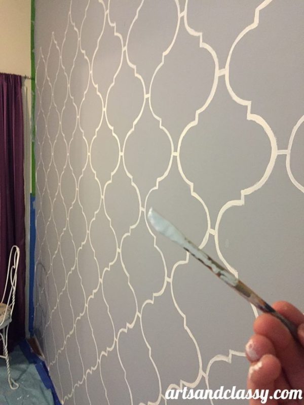 Makeover Edition: How to Paint a Moroccan Stencil Accent Wall – Arts ...