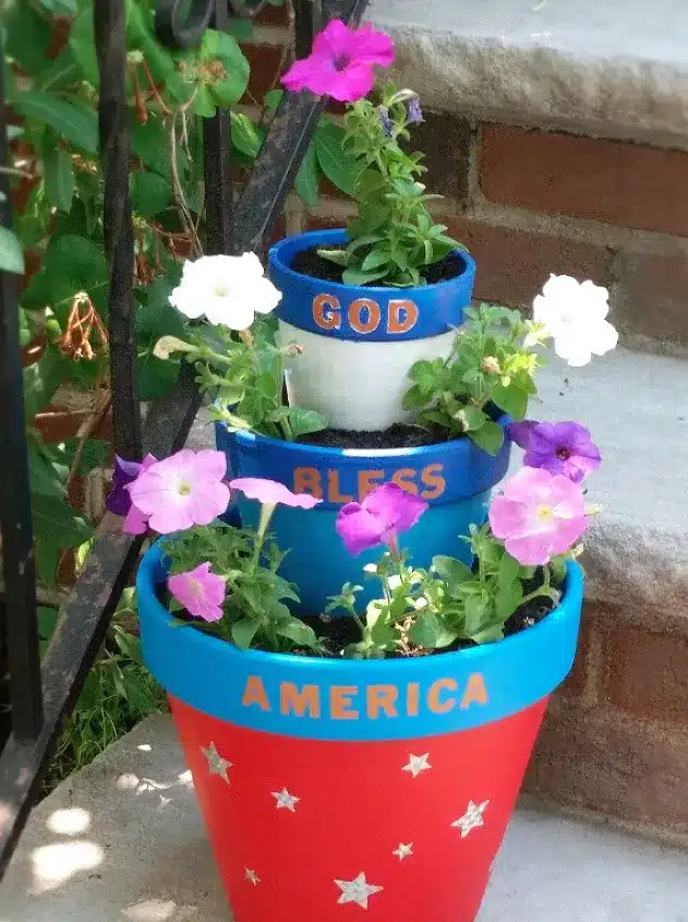 Fun 'n Easy Stacked Patriotic Planters