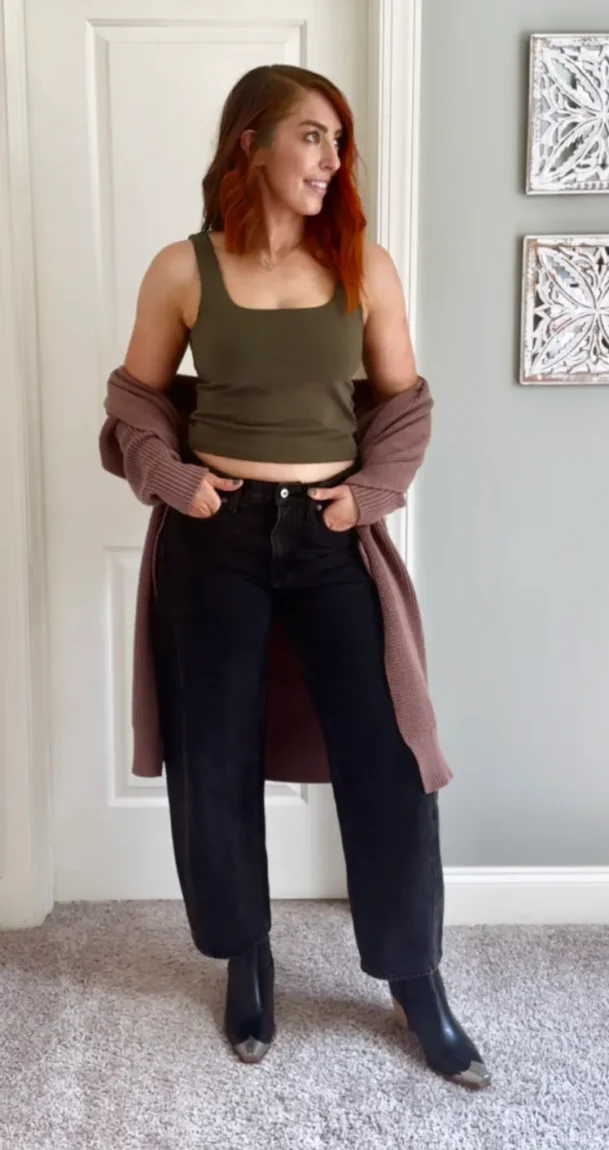 How To Style Barrel Jeans: Pairing With A Crop Top