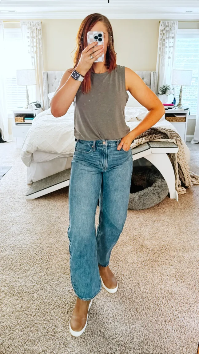 How To Style Barrel Jeans: Keep It Casual With Sneakers