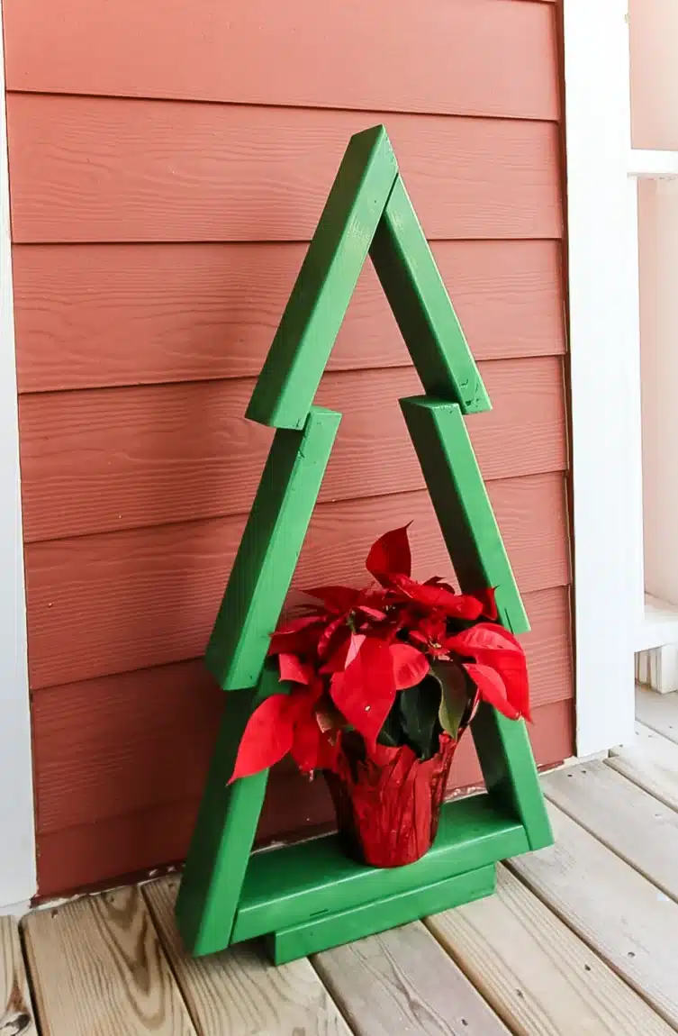 DIY 2×4 wood Christmas tree